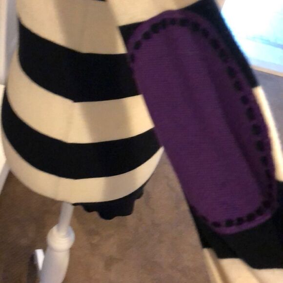 Milly Cream & Black Striped V Neck Sweater - Picture 3 of 6